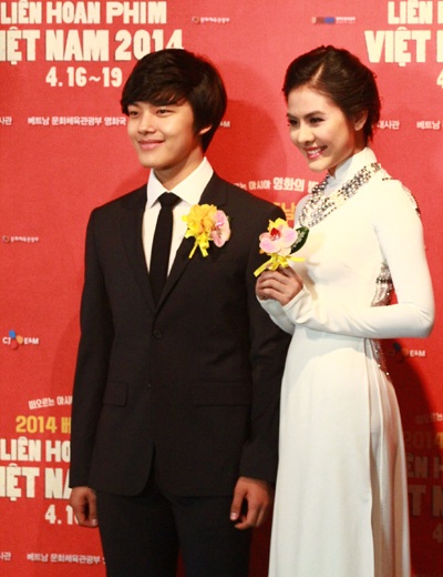 Vân Trang tại lễ khai mạc LHP Việt Nam tại Hàn Quốc.