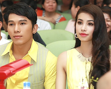 Ngọc Tình, Phạm Hương cảm phục tài năng sinh viên VN - 4 V.A