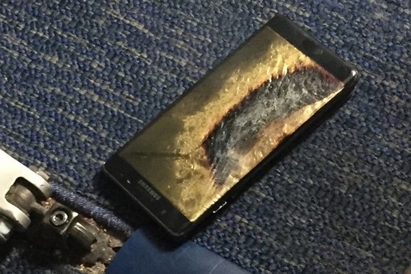 Một chiếc Galaxy Note7 đã từng bị nổ trên một chuyến bay tại Mỹ dù đã tắt nguồn từ trước đó