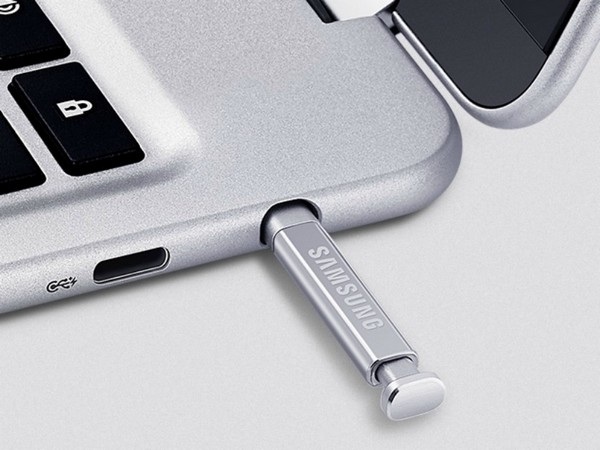Samsung ra mắt laptop hỗ trợ viết S-Pen - 2 Cây viết “Pen” được đi kèm sản phẩm có thiết kế giống viết S-Pen trên dòng Galaxy Note