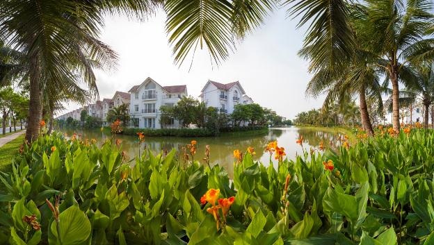 Khi kiến trúc Hy lạp có màu xanh - 1 Thiết kế biệt thự sang trọng hài hòa với không gian sinh thái nguyên bản tại Vinhomes Riverside