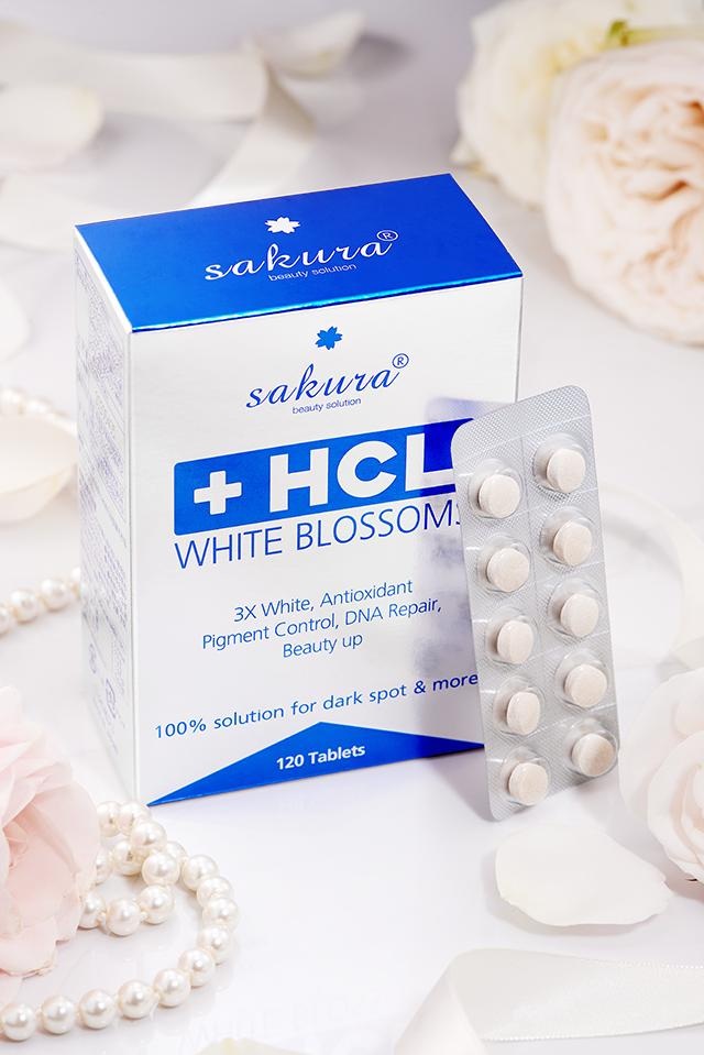 Sakura vinh dự đồng hành cùng Hội nghị Da liễu Đông Dương - 3
Các sản phẩm thuộc Sakura luôn tập trung vào khai thác thành phần chiết xuất tự nhiên an toàn, lành tính mà vẫn đảm bảo mang lại hiệu quả sử dụng cao. (Trong ảnh là thực phẩm chức năng Viên nén Sakura HCLWhite Blossoms)