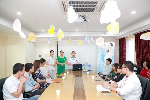 Thời hiện đại mẹ bầu đi đẻ sướng như đi nghỉ dưỡng - 7 Lớp học tiền sản tại bệnh viện ĐKQT Thu Cúc là hành trang cho mẹ tự tin, có đầy đủ kiến thức trong thai kỳ cũng sau sinh