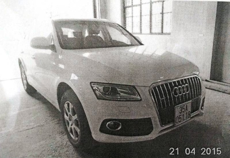 Xe sang "thích" đeo biển giả? - 2 Biển thật được cấp cho xe Audi do một phụ nữ ở thành phố Tam Điệp, Ninh Bình đăng ký.