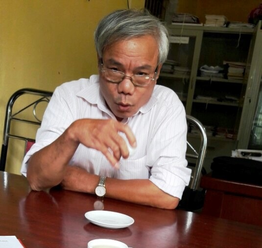 Tổ chức học thêm thu tiền, hiệu trưởng vẫn quanh co chối bỏ - 1 Ông Phan Văn Lưu, Hiệu trưởng trường tiểu học Quảng Long trả lời PV