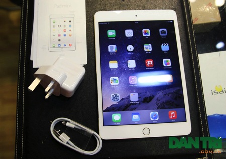 Trên tay iPad Mini 3 xách tay đầu tiên tại Việt Nam - 7 Sau khi thao tác kích hoạt sản phẩm, một giao diện chính của máy quen thuộc hiện ra