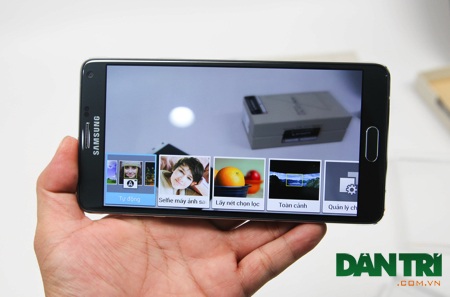 Thử nghiệm chụp ảnh với camera chính