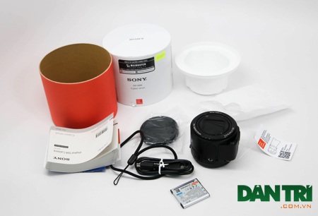 Đập hộp máy ảnh di động Sony QX30 chính hãng tại Việt Nam - 3 Toàn bộ phụ kiện đi theo máy