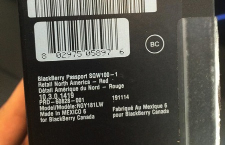 Đập hộp Blackberry Passport màu đỏ đầu tiên tại Việt Nam - 4 Sản phẩm này được xách tay từ Mexico về Việt Nam
