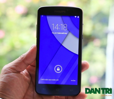 Philips tung smartphone pin khủng, chờ lên đến 60 ngày tại Việt Nam - 2 Philips V387