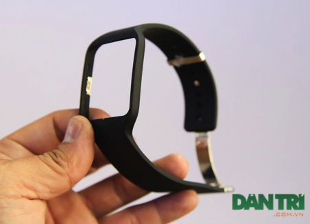 Đập hộp đồng hồ thông minh Sony Smartwatch 3 tại Việt Nam - 8 Và thay thế dây đeo, phù hợp sở thích của người tiêu dùng