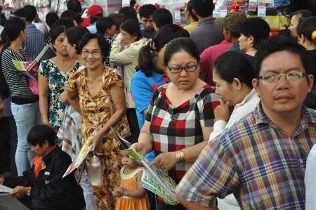 Đọc những thông tin kinh tế - tài chính mới nhất trên 