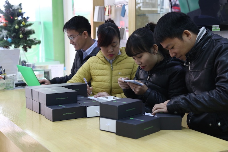 Nhu cầu mua sắm ngày Tết khiến Racer HERO trở thành món đồ
“hot” cuối năm.