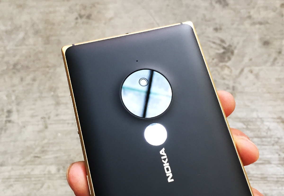 Cận cảnh Lumia 830 phiên bản đặc biệt tại Việt Nam - 15 Một điểm nhấn của Lumia 830 là