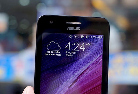 Zenfone C chính thức lên kệ thị trường Việt giá 2,39 triệu đồng - 5 Toàn bộ phụ kiện đi kèm máy