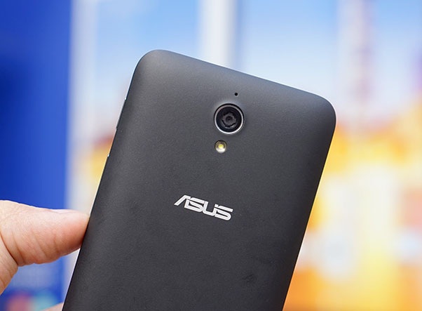 Zenfone C chính thức lên kệ thị trường Việt giá 2,39 triệu đồng - 8 Camera chính 5 MP và hỗ trợ đèn Flash