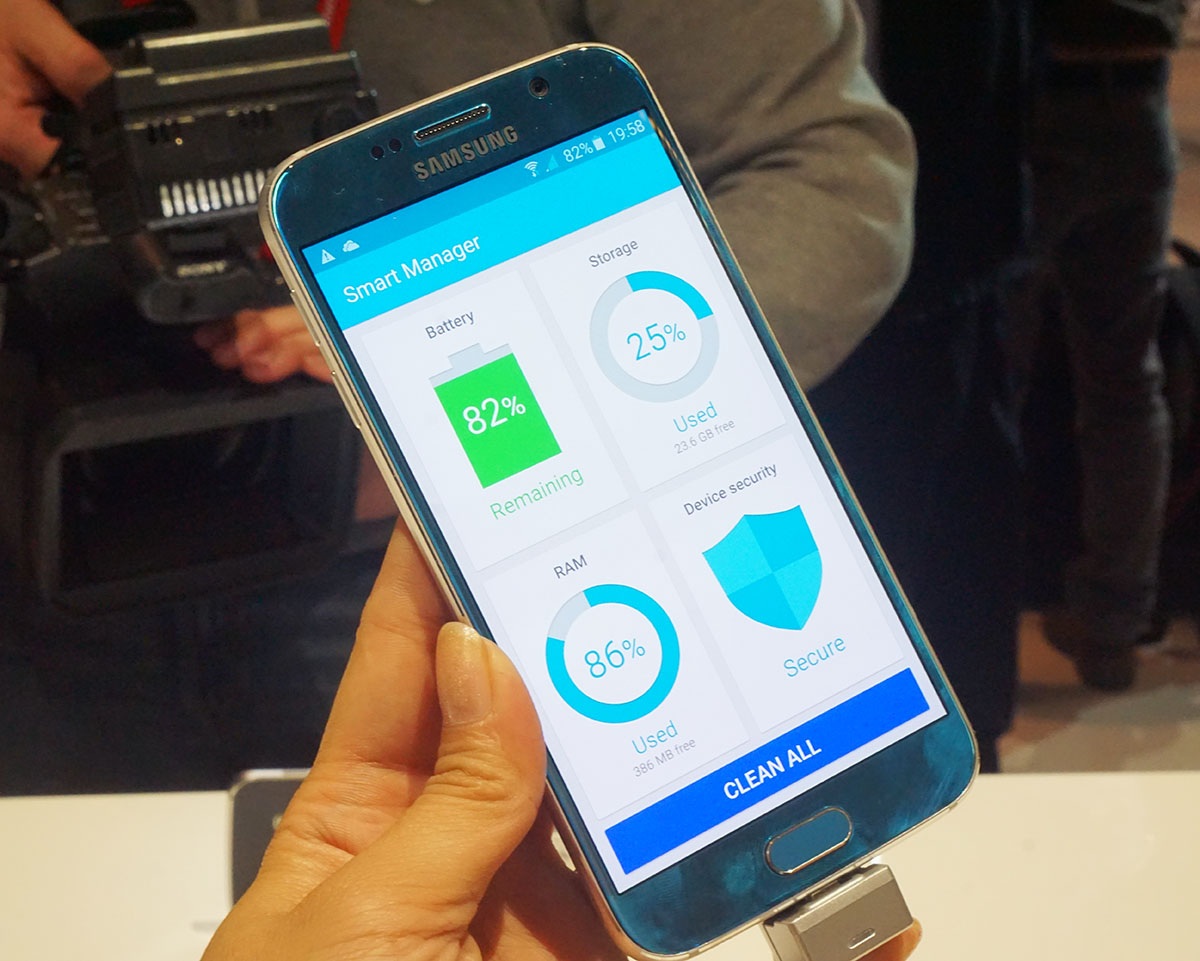 Galaxy S6 “lột xác” từ trong ra ngoài so với Galaxy S5