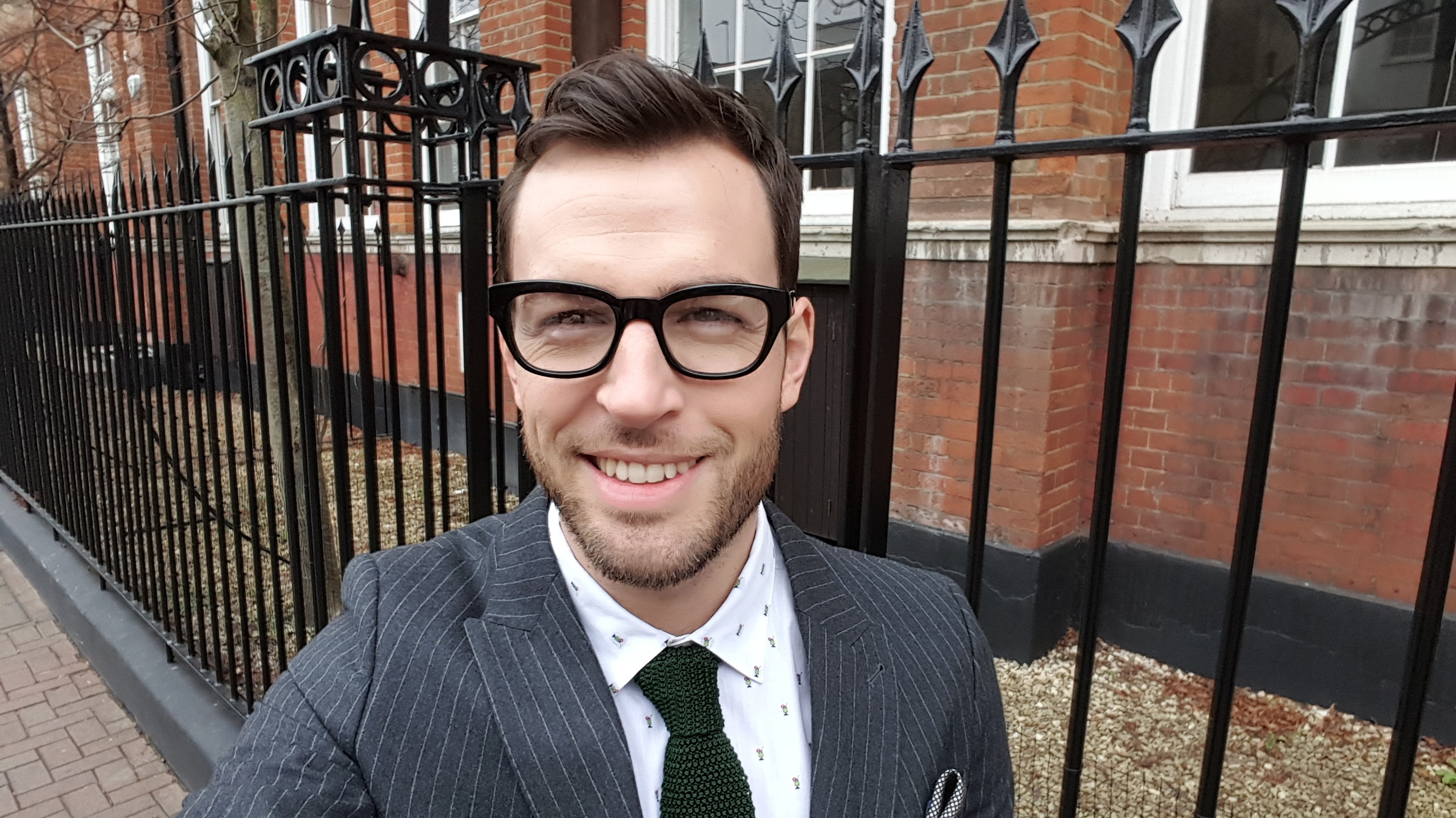 Cận cảnh chiếc camera “lồi” của Samsung Galaxy S6 - 9 Ảnh chụp ở camera phụ 5 MP