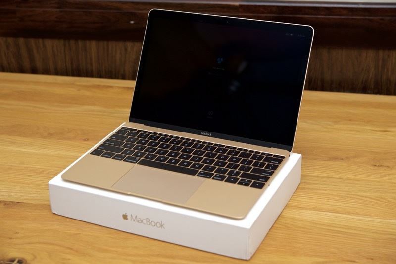 Macbook 12 inch màu vàng xách tay về Việt Nam giá 36 triệu đồng - 2 Hộp đựng máy