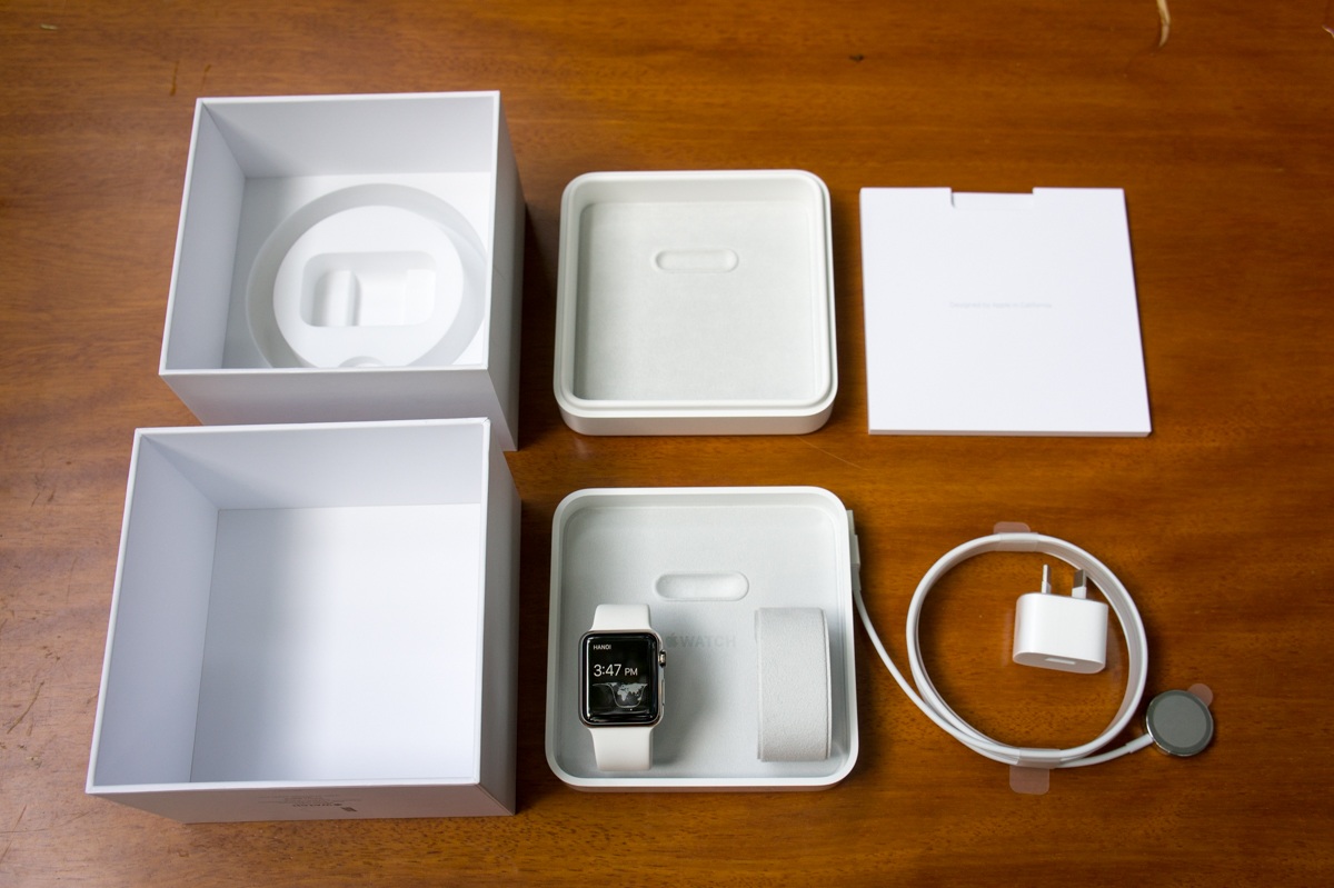 Cận cảnh chiếc Apple Watch đầu tiên có giá cao ngất ngưởng tại Việt Nam - 4 Phan Tuấn