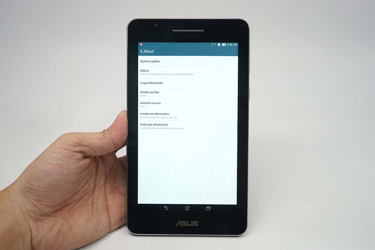 Đập hộp Asus FonePad 7 thế hệ mới vừa bán ra thị trường Việt - 11 Máy khởi chạy Android 4.4 KitKat cùng giao diện Zen UI