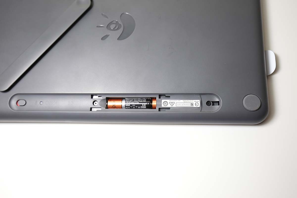 Pin tích hợp cho khả năng sử dụng trong 2 năm