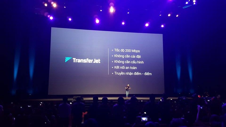 Điện thoại "bom tấn" Bphone chính thức ra mắt - 2 Mở đầu chương trình,