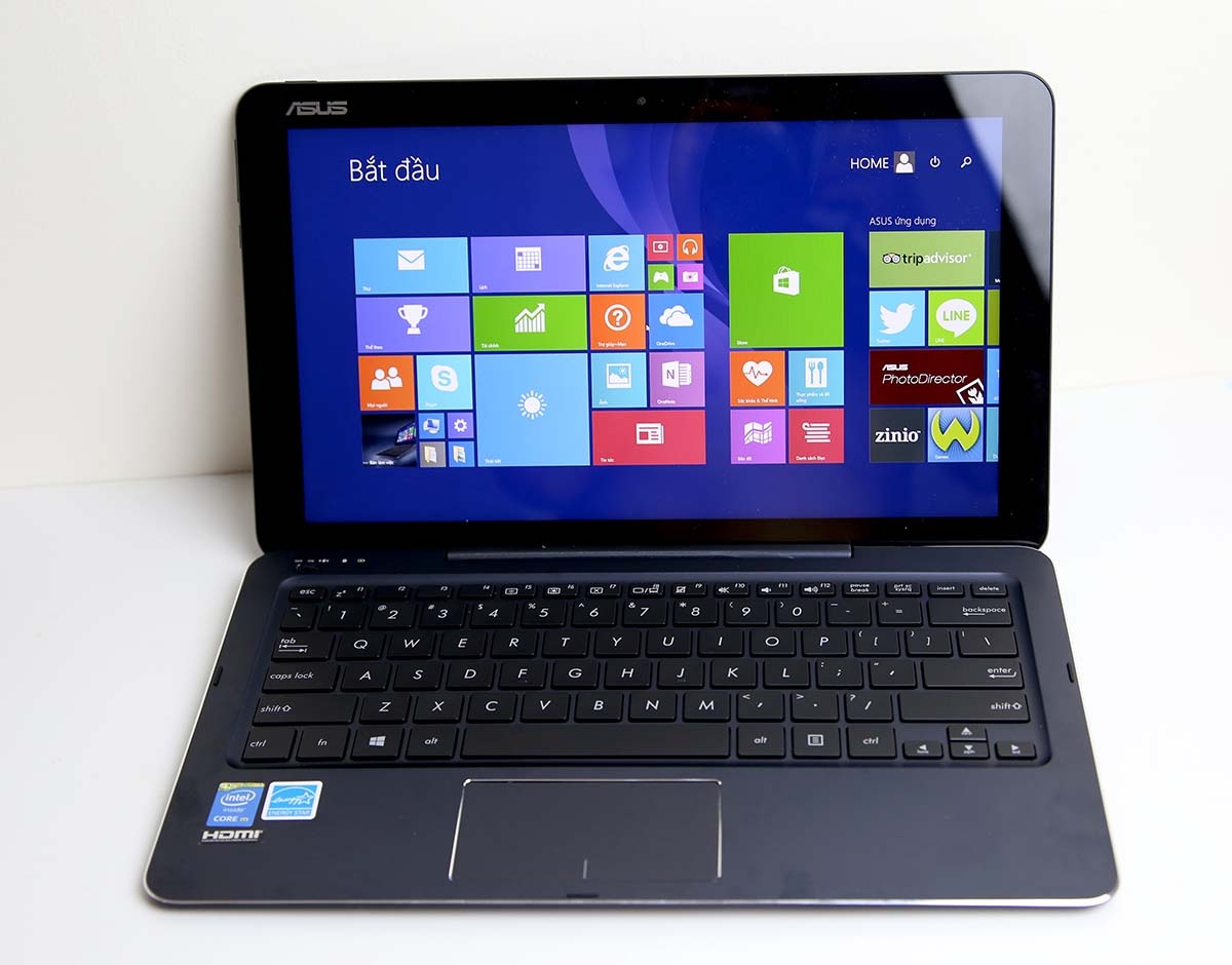 Người dùng có thể sử dụng phím và màn hình cảm ứng cùng lúc