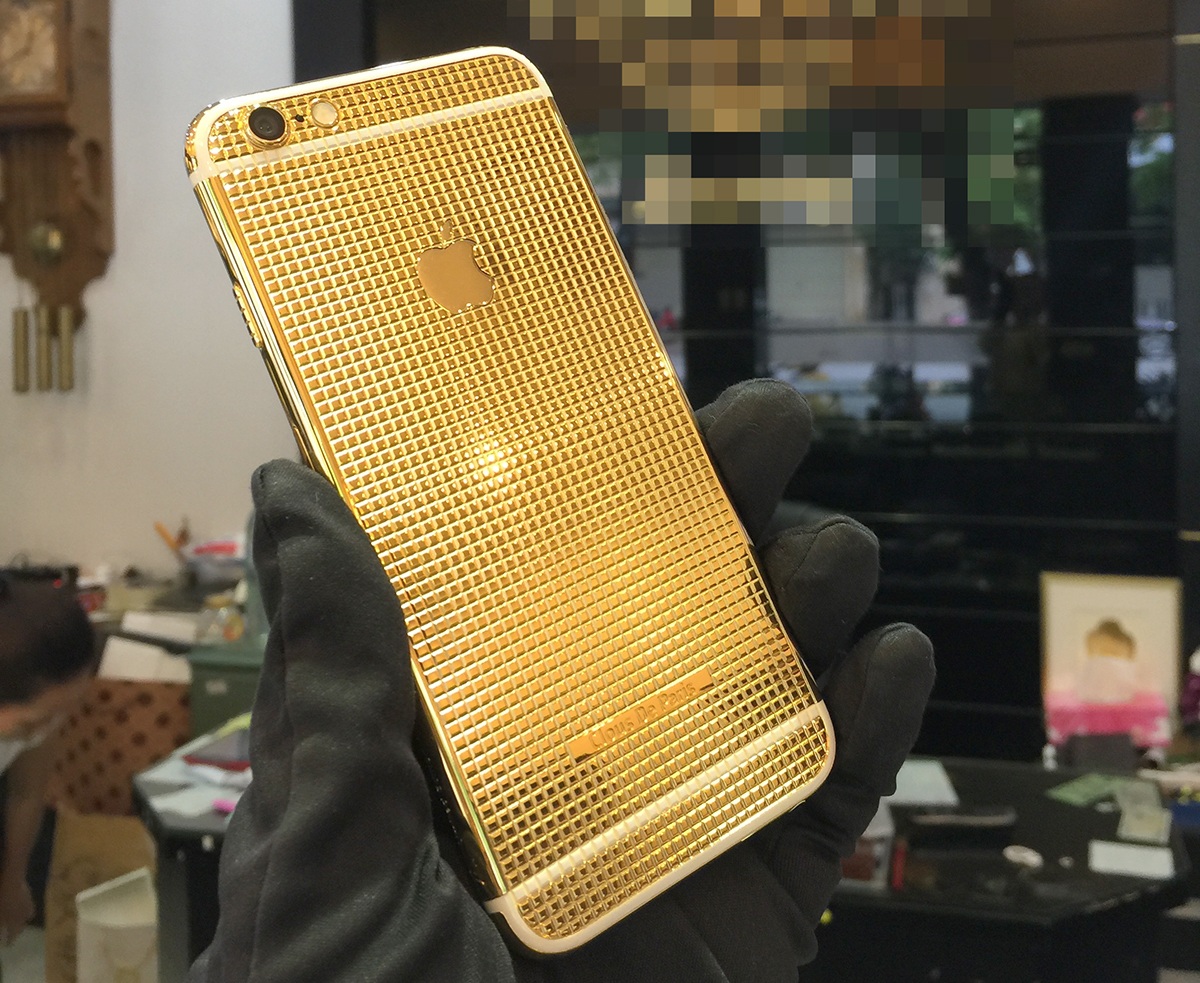 Cận cảnh iPhone 6 phiên bản chế tác vàng Clous de Paris - 3 Cận cảnh iPhone 6 phiên bản chế tác vàng Clous de Paris