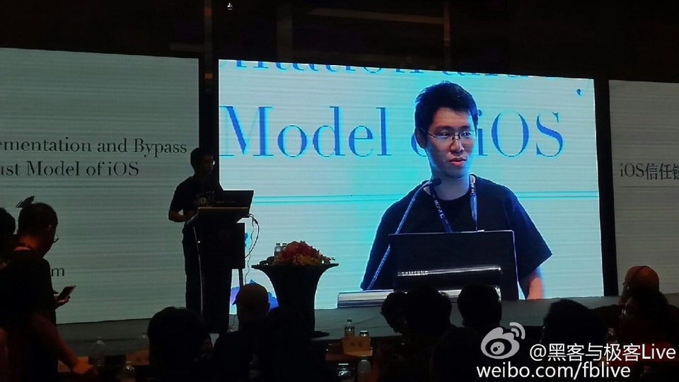 Công cụ Jailbreak cho iOS 8.3 sẽ ra mắt vào tháng 6? - 1 Đội ngũ PanGu demo việc Jailbreak trên iOS 8.3