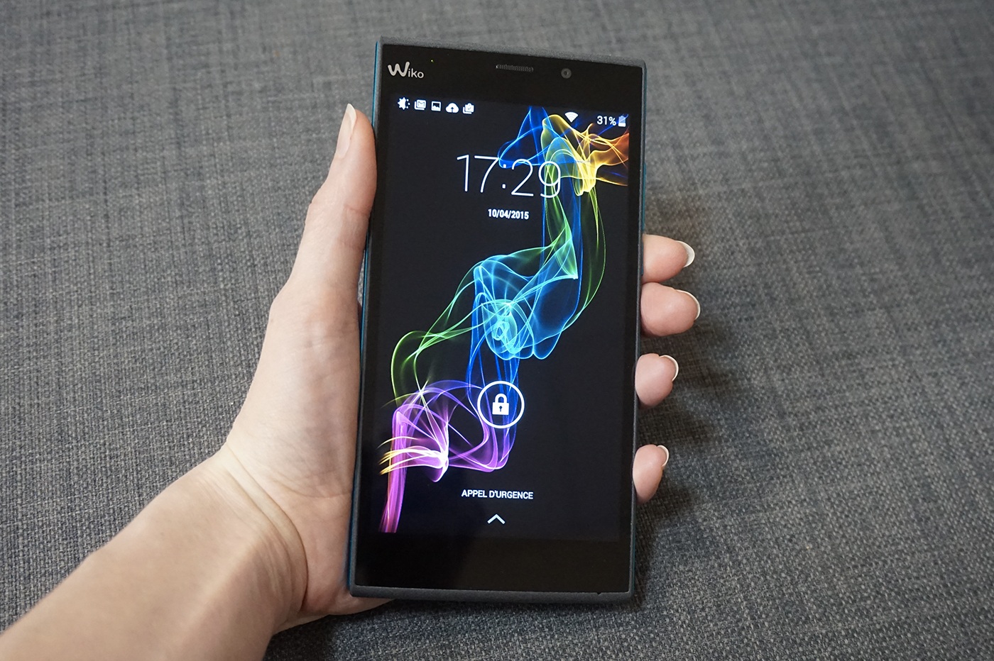Những smartphone phổ thông màn hình lớn, giá 4 triệu đồng - 3 Những smartphone phổ thông màn hình lớn, giá 4 triệu đồng