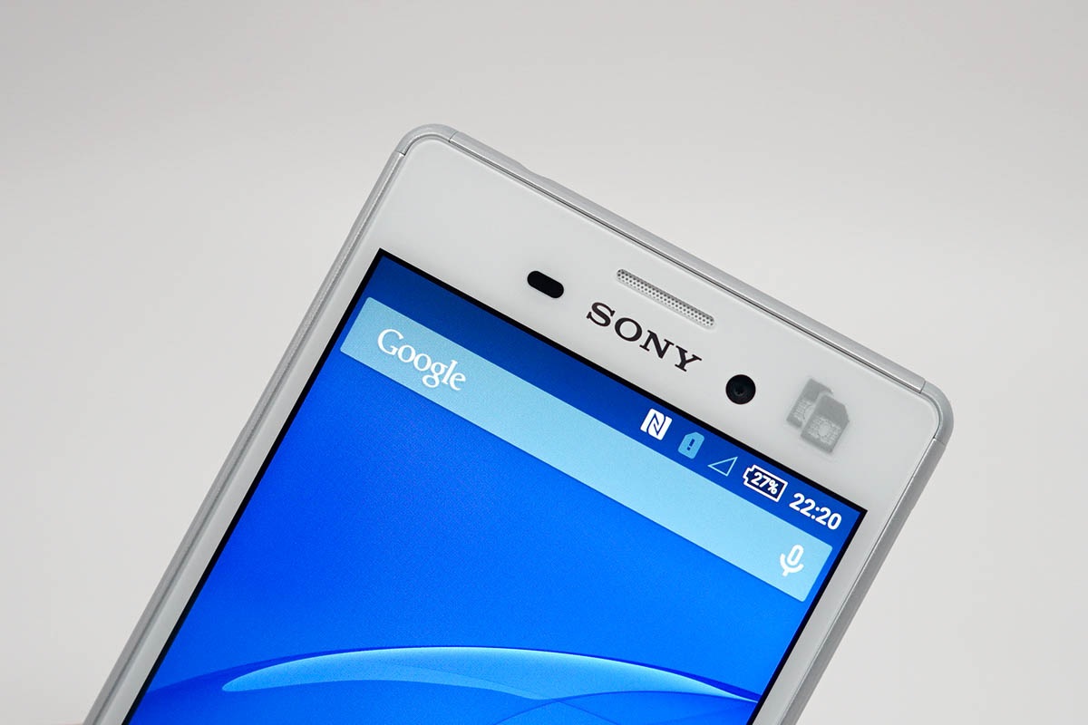 Đập hộp Xperia M4 Aqua chính hãng tại Việt Nam - 11 Mặt trước với camera chính 5 MP