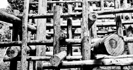 Nghệ thuật quốc tế trên đất Mường - 2 Nghệ thuật quốc tế trên đất Mường