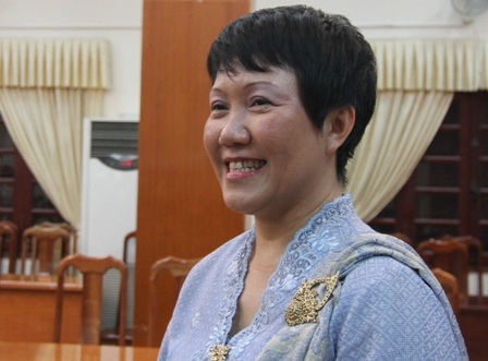 Tresnawati Prihadi (Giám đốc bảo tàng Tem Singapore)