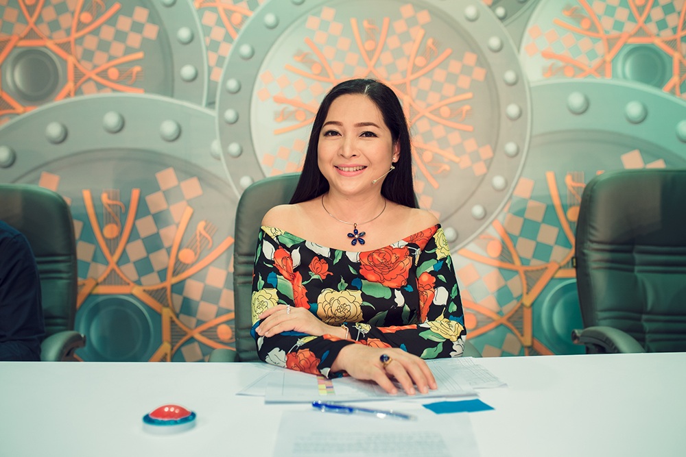 Tuấn Ngọc bất ngờ ngồi “ghế nóng” Tiếng hát mãi xanh 2016 - Ảnh 4.