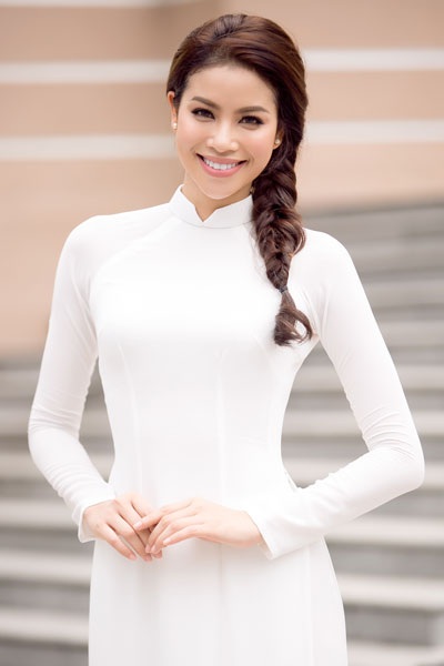 Phạm Hương, Nguyên Khang chia sẻ về ngày Nhà giáo Việt Nam - 1 Hoa hậu Phạm Hương cũng từng công tác và giảng dạy tại trường Cao đẳng Văn hóa Nghệ thuật và Du lịch Sài Gòn.