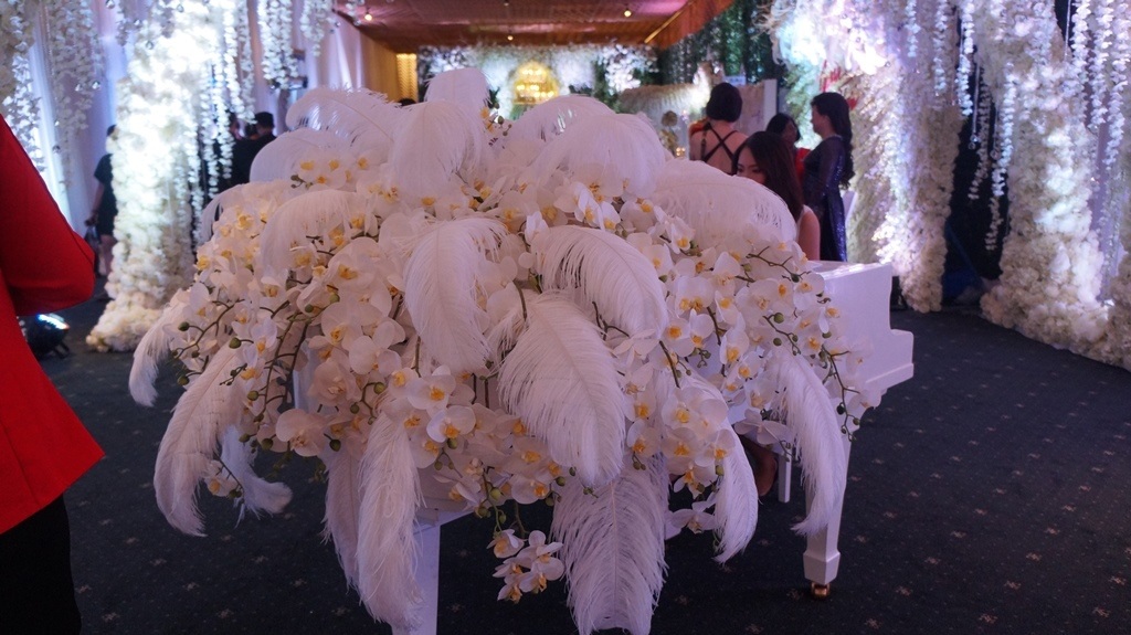 Hình ảnh không gian tiệc cưới lãng mạn của Trấn Thành - Hari Won - 2