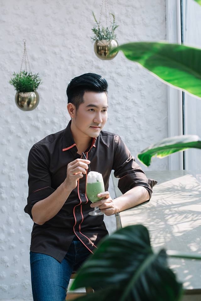 Nguyễn Phi Hùng bất ngờ với hình ảnh trẻ trung tuổi 40 - 4