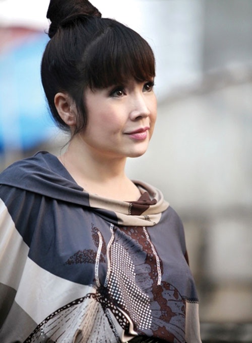 Những “mẹ kế” sống hạnh phúc bên con chồng của showbiz Việt - 1 Những “mẹ kế” sống hạnh phúc bên con chồng của showbiz Việt - 1