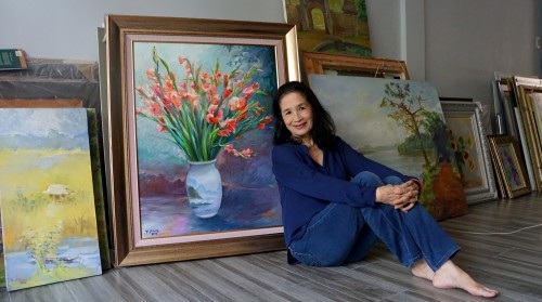 Hiện ở tuổi ngoài 70, NSND Trà Giang sinh sống tại quận 3, TPHCM. Bà lấp đầy khoảng trống khi cô đơn bằng niềm vui hội họa. Những lúc rảnh rỗi, bà lại vẽ tranh sơn dầu và rút ra hoàn toàn không tham gia vào hoạt đồng phim ảnh từ nhiều năm qua.