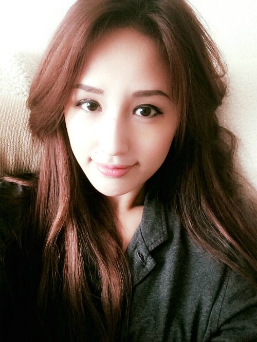 Bộ ba diva Thu Hà - Mỹ Linh - Hồng Nhung hội ngộ; Xuân Bắc tạo hình "cái bang" - 11 Hoa hậu Mai Phương Thúy xuất hiện với vẻ ngoài khác lạ, người đẹp ngày càng xinh đẹp và trẻ trung