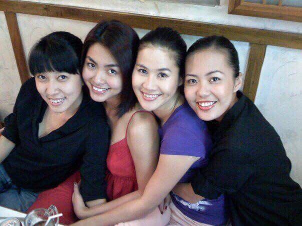 Những hội bạn thân hiếm hoi trong showbiz nhiều “thị phi” - 4 Bức hình được chụp cách đây 10 năm khi bộ tứ Thùy Trang – Tăng Thanh Hà – Thân Thúy Hà – Bùi Việt Hà “hẹn hò” đi chơi từ năm 2007.