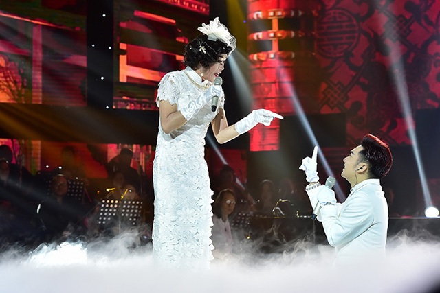 Hoài Linh "phá lệ" giả gái khoác áo cô dâu làm “vợ” Quang Hà - 6