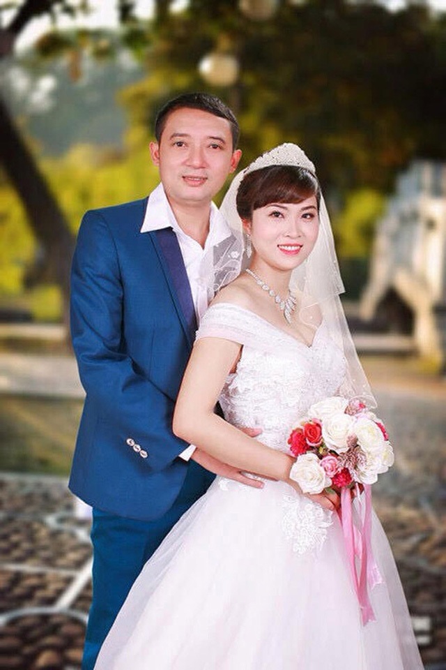 Tình sử của hai nghệ sĩ hài "nhiều vợ" nhất showbiz Việt - 8 Tình sử của hai nghệ sĩ hài "nhiều vợ" nhất showbiz Việt - 8