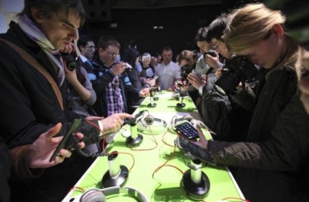 Dạo một vòng quanh triển lãm MWC 2012 - 1 Dạo một vòng quanh triển lãm MWC 2012 - 1