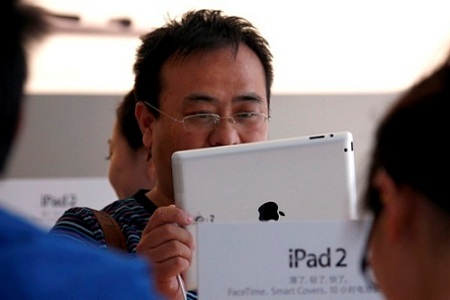 Apple kiện ngược đối thủ Trung Quốc tội “nói xấu” iPad - 2 Apple kiện ngược đối thủ Trung Quốc tội “nói xấu” iPad - 2