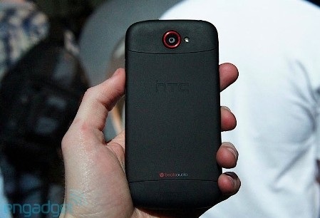 Ảnh thực tế smartphone HTC One S - 7