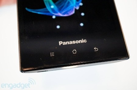 Smartphone chống thấm nước siêu mỏng Panasonic Eluga - 7