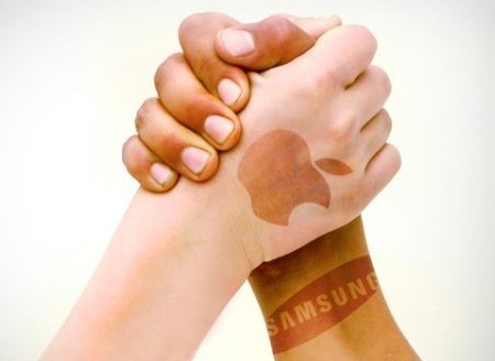 Apple và Samsung cố "làm hòa"? - 1 Apple và Samsung cố làm hòa?