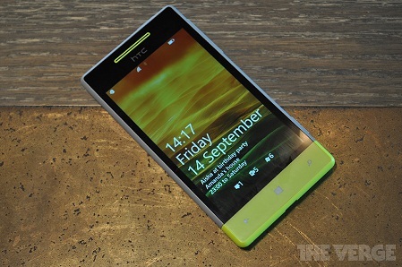 Windows Phone 8S là chiếc smartphone Windows Phone 8 tầm trung